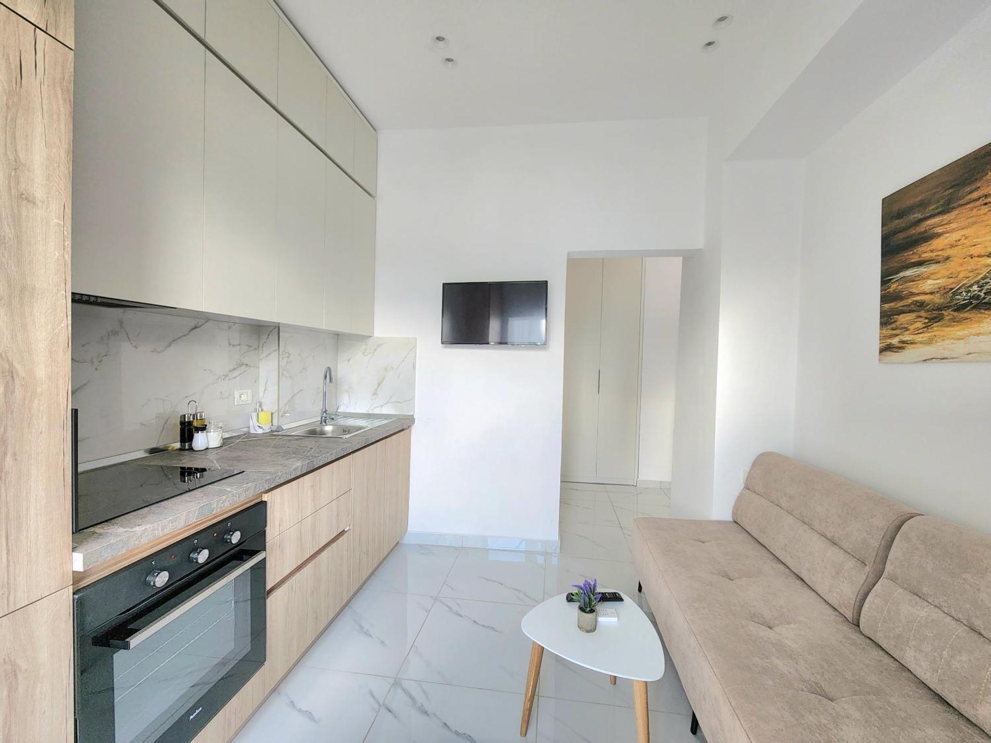 Central Tirana Apartment Getaway ภายนอก รูปภาพ